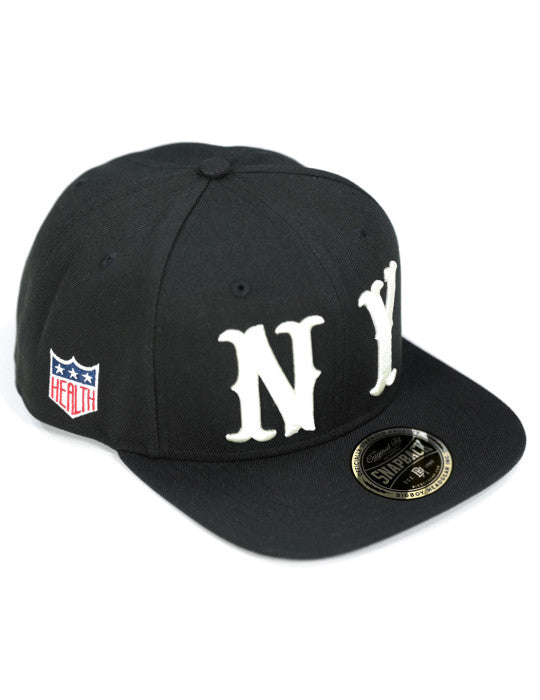 NEW YORK BLACK YANKEES SNAPBACK CAP