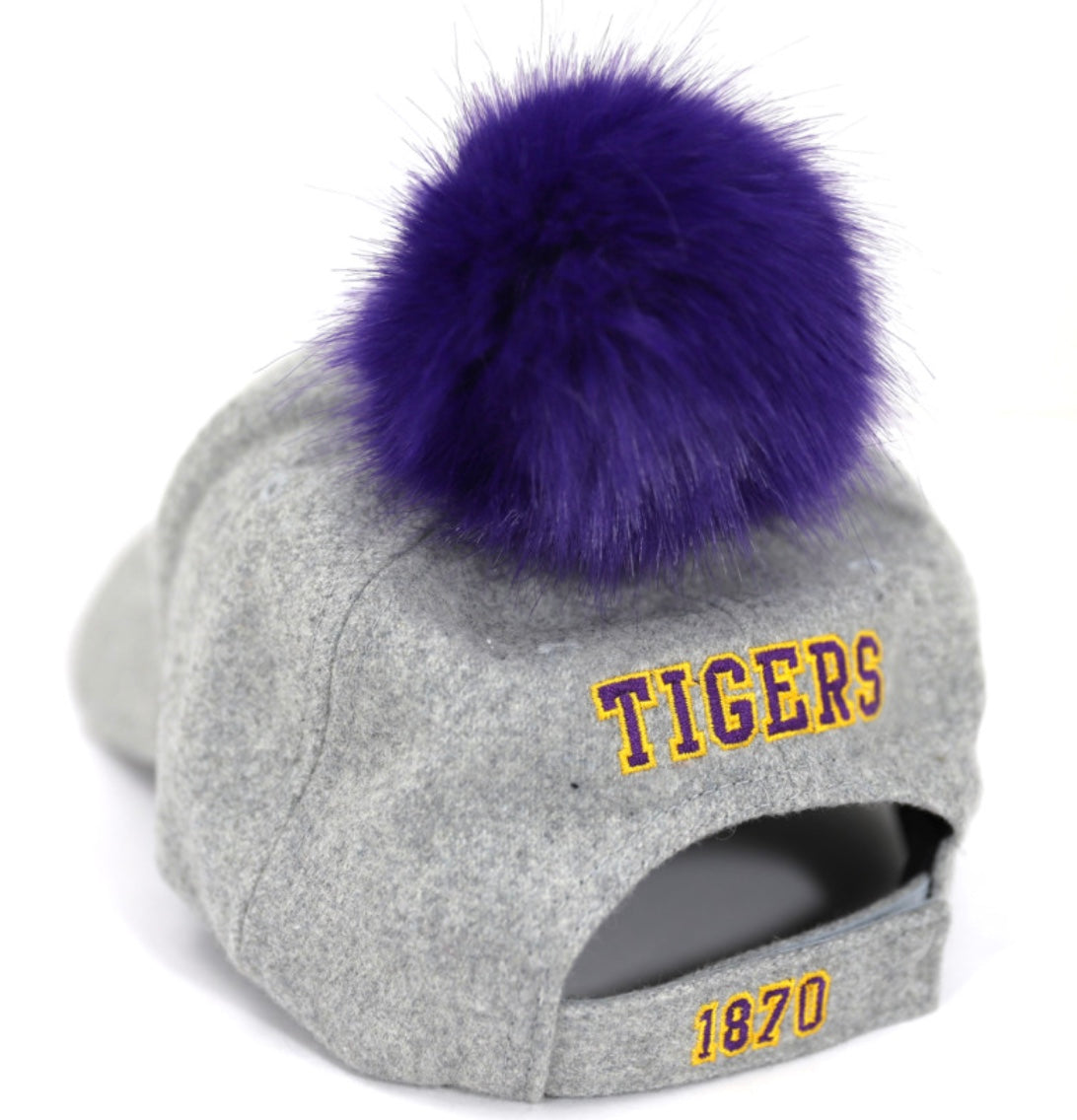 BENEDICT POMPOM CAP